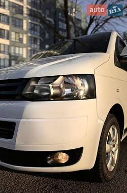 Мінівен Volkswagen Transporter 2011 в Луцьку