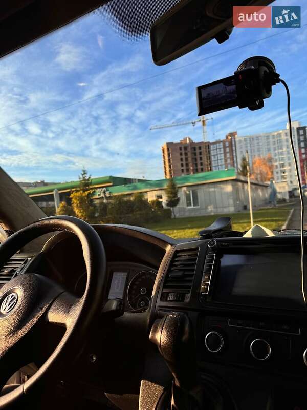 Минивэн Volkswagen Transporter 2011 в Луцке