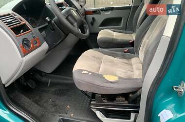 Минивэн Volkswagen Transporter 2004 в 