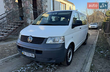 Мінівен Volkswagen Transporter 2004 в Каневі