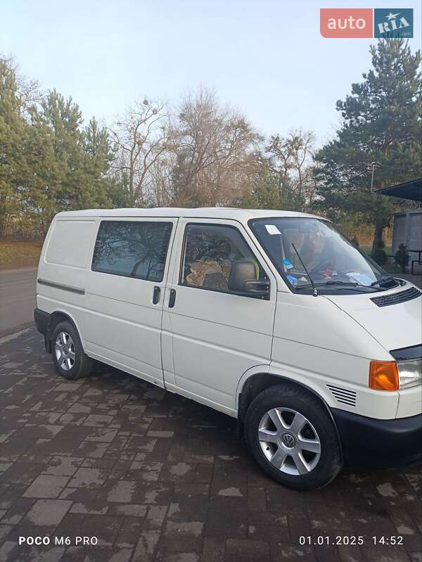Минивэн Volkswagen Transporter 1998 в Ратным