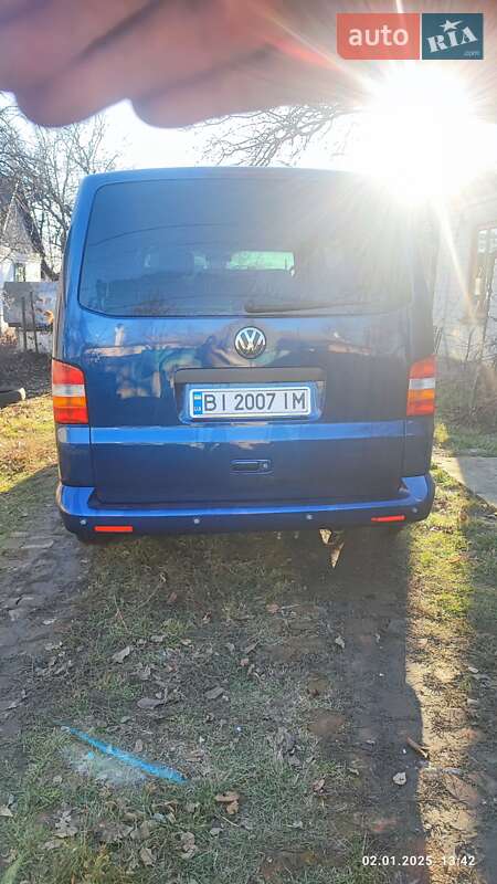 Минивэн Volkswagen Transporter 2007 в Семеновке