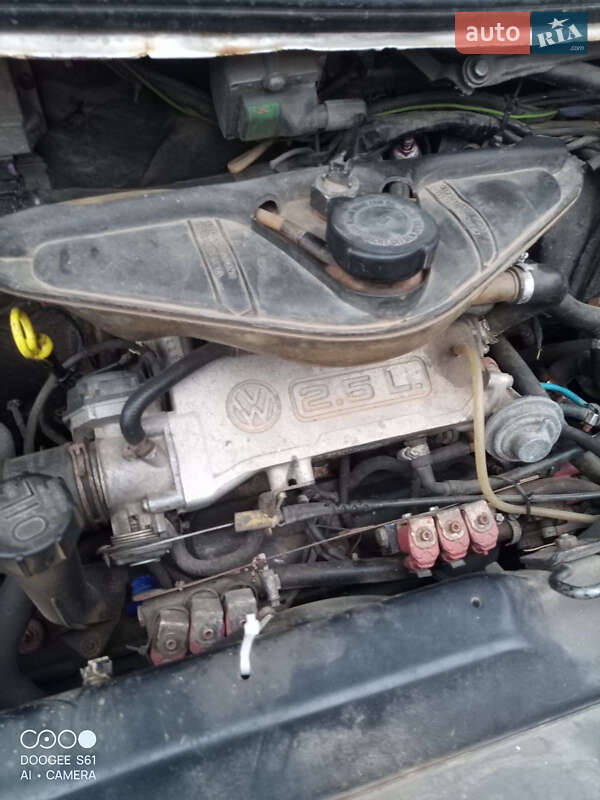 Минивэн Volkswagen Transporter 1996 в Костополе