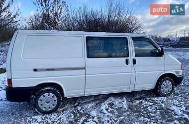 Мінівен Volkswagen Transporter 2002 в Здолбуніві