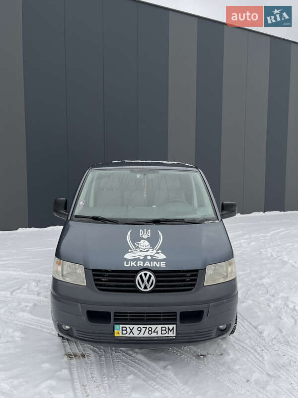 Минивэн Volkswagen Transporter 2009 в Хмельницком