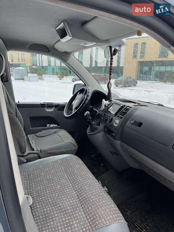 Минивэн Volkswagen Transporter 2009 в Хмельницком