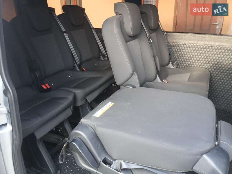 Мінівен Volkswagen Transporter 2013 в Івано-Франківську