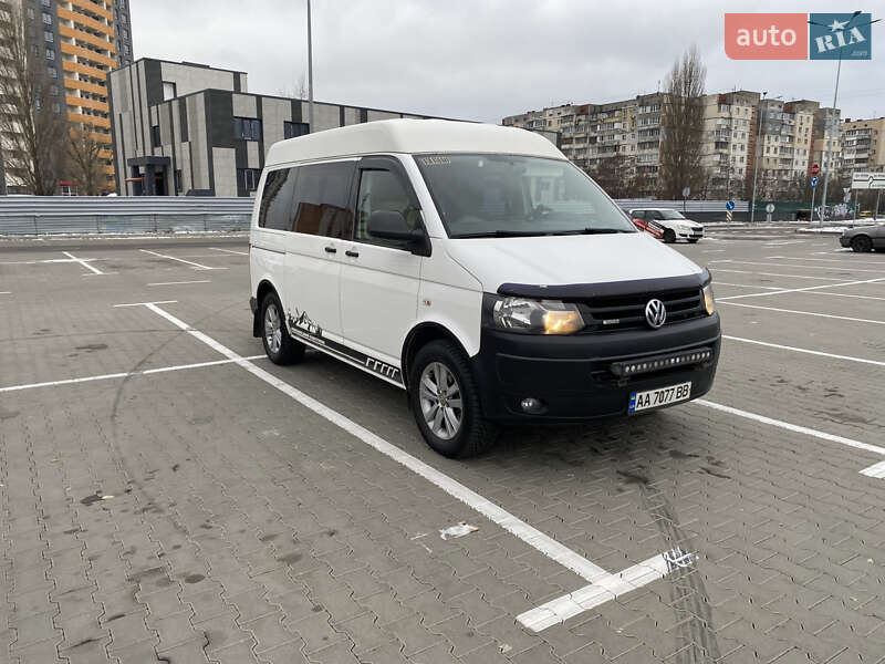 Минивэн Volkswagen Transporter 2014 в Киеве