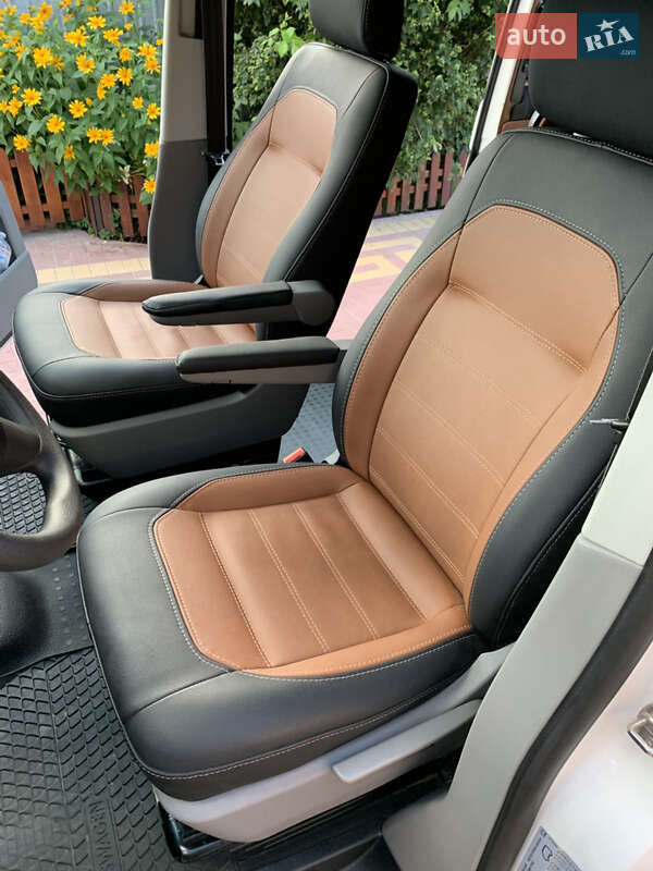 Минивэн Volkswagen Transporter 2014 в Киеве
