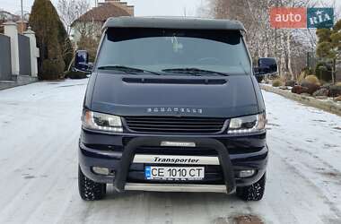 Минивэн Volkswagen Transporter 2000 в Черновцах