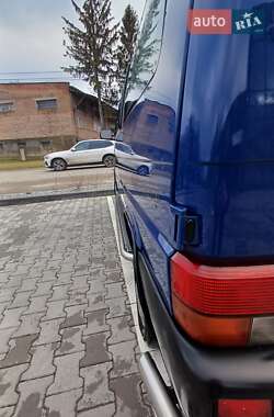 Минивэн Volkswagen Transporter 1999 в Виннице