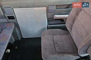 Минивэн Volkswagen Transporter 1998 в 