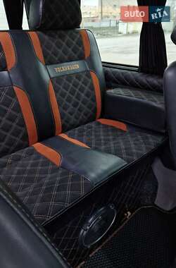 Минивэн Volkswagen Transporter 2011 в 
