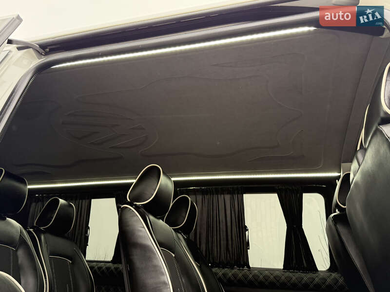 Минивэн Volkswagen Transporter 2020 в Киеве
