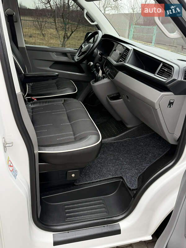 Минивэн Volkswagen Transporter 2020 в Киеве