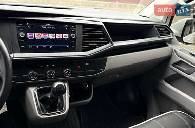 Мінівен Volkswagen Transporter 2020 в 