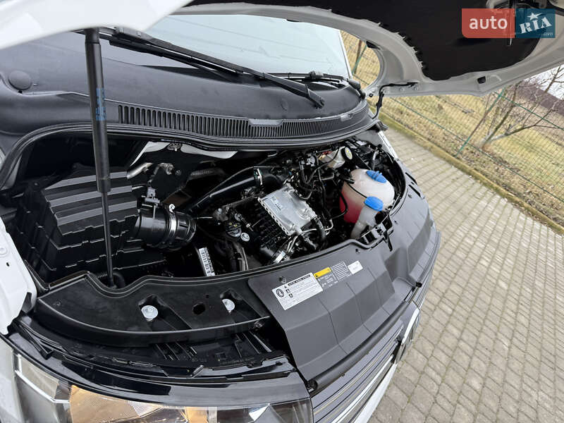 Минивэн Volkswagen Transporter 2020 в Киеве