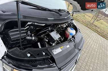Мінівен Volkswagen Transporter 2020 в 