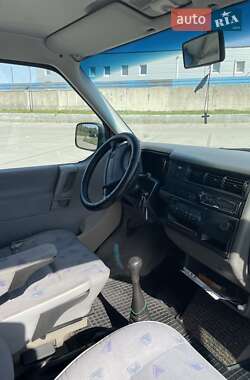 Минивэн Volkswagen Transporter 1996 в 