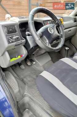 Минивэн Volkswagen Transporter 2000 в 