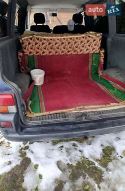 Минивэн Volkswagen Transporter 2000 в 
