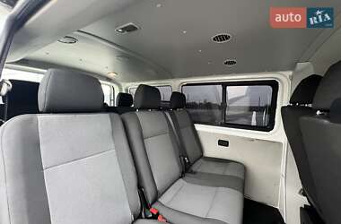 Минивэн Volkswagen Transporter 2016 в 