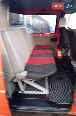 Минивэн Volkswagen Transporter 2000 в 