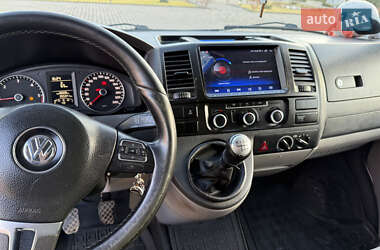 Минивэн Volkswagen Transporter 2009 в 