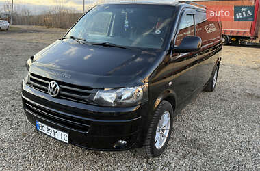 Минивэн Volkswagen Transporter 2009 в 