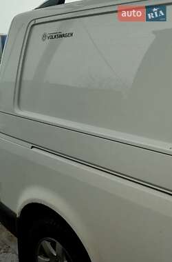 Грузовой фургон Volkswagen Transporter 2014 в 