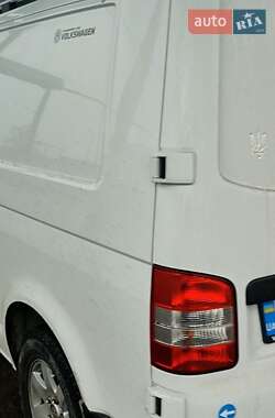 Грузовой фургон Volkswagen Transporter 2014 в 