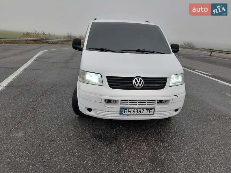 Минивэн Volkswagen Transporter 2005 в Ананьеве