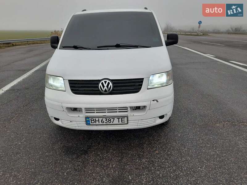 Минивэн Volkswagen Transporter 2005 в Ананьеве