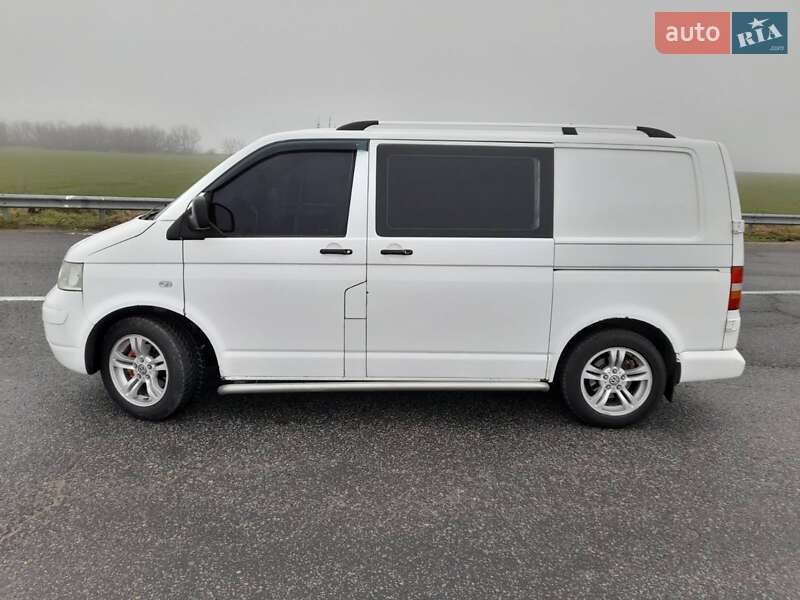 Минивэн Volkswagen Transporter 2005 в Ананьеве