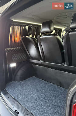 Минивэн Volkswagen Transporter 2018 в 