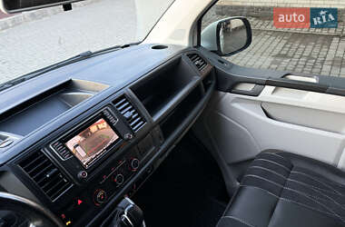 Минивэн Volkswagen Transporter 2018 в 