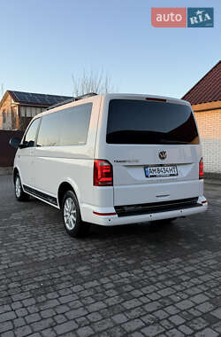 Минивэн Volkswagen Transporter 2018 в 