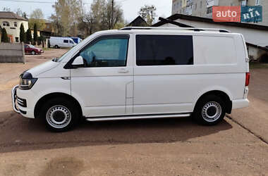 Минивэн Volkswagen Transporter 2015 в 