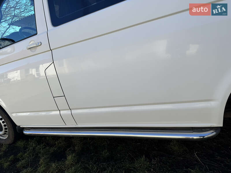 Мінівен Volkswagen Transporter 2015 в Снятині