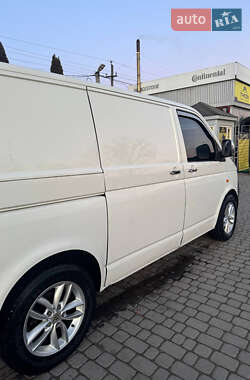 Грузовой фургон Volkswagen Transporter 2005 в 