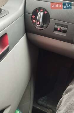 Минивэн Volkswagen Transporter 2006 в 