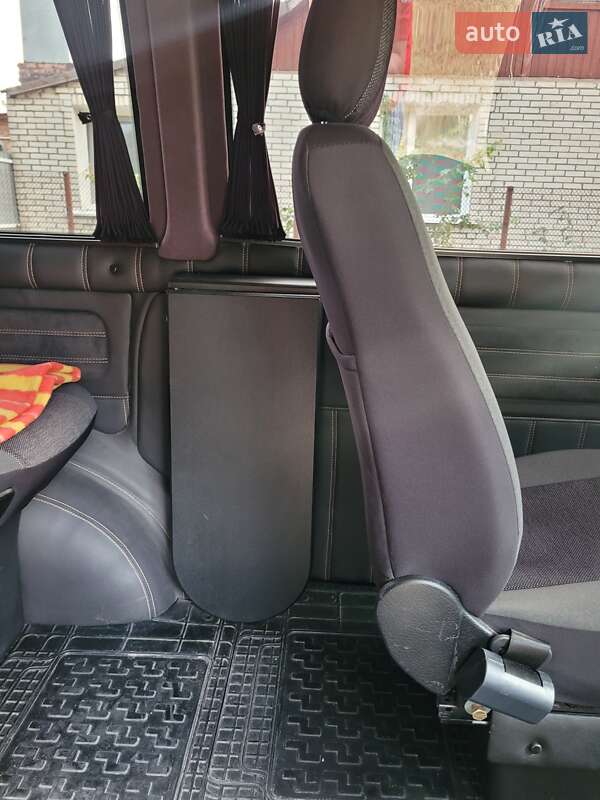 Мінівен Volkswagen Transporter 2015 в Сумах