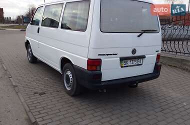 Минивэн Volkswagen Transporter 2002 в Ровно