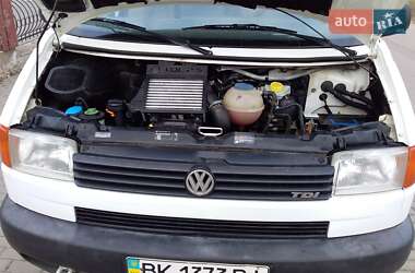 Минивэн Volkswagen Transporter 2002 в Ровно