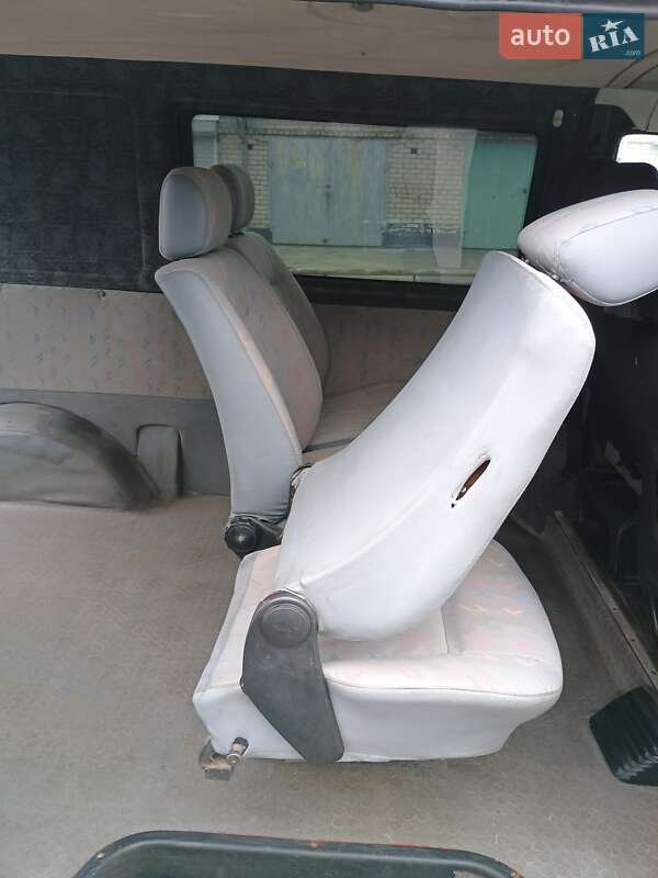 Минивэн Volkswagen Transporter 2002 в Днепре