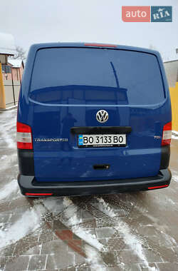 Вантажний фургон Volkswagen Transporter 2014 в Тернополі