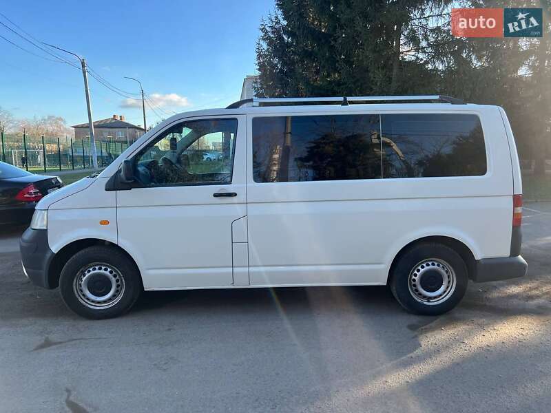 Минивэн Volkswagen Transporter 2006 в Киеве