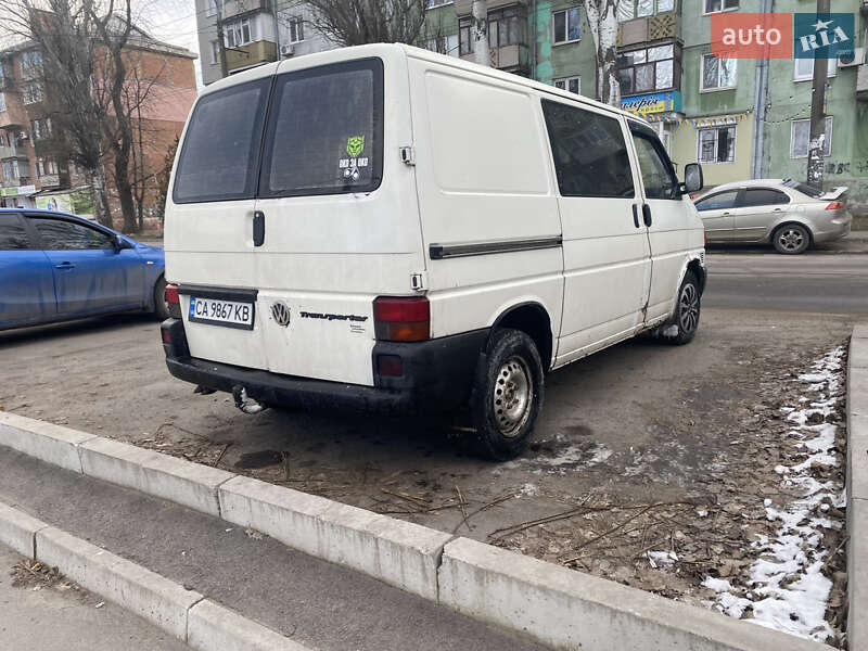 Грузопассажирский фургон Volkswagen Transporter 1999 в Буче