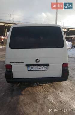 Минивэн Volkswagen Transporter 2001 в 