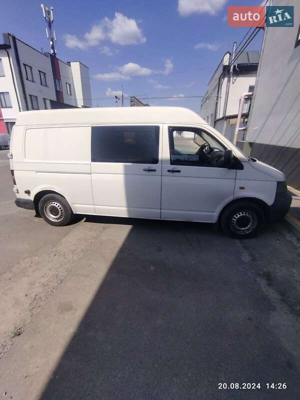 Минивэн Volkswagen Transporter 2005 в Виннице
